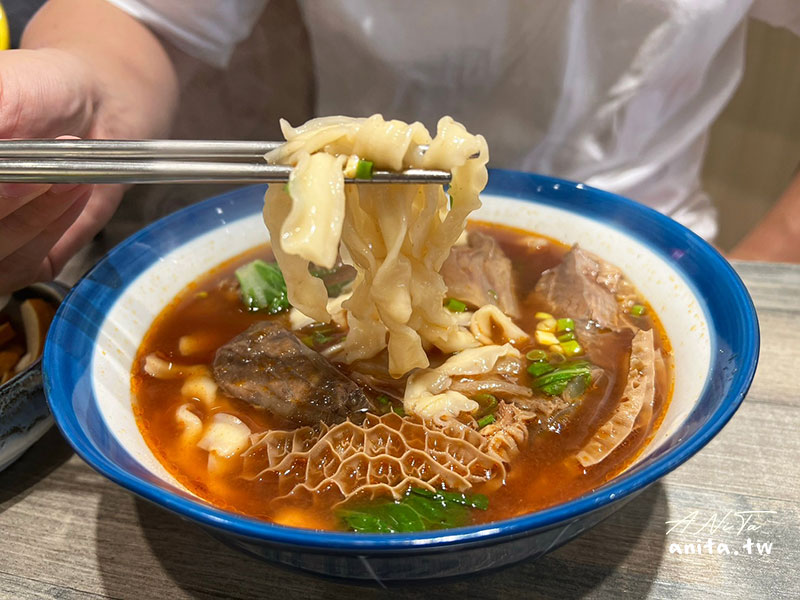 鼎牛牛肉麵