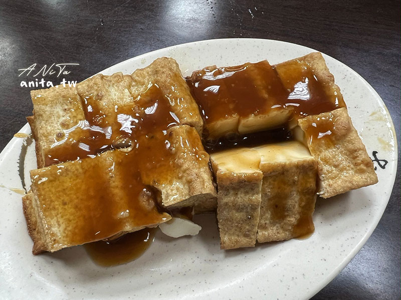 大頭鵝肉麵店